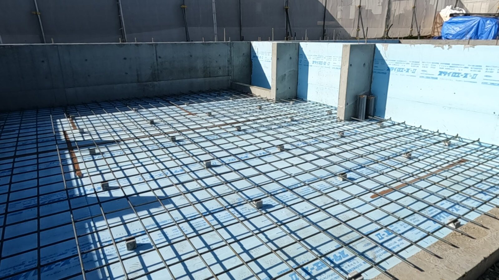 A｜海を望む別荘、基礎工事中（小樽市 張碓）